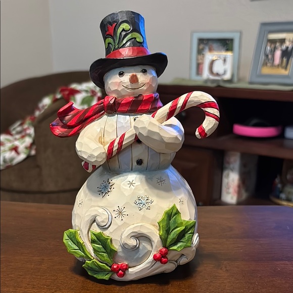 Jim Shore Festive Snowman with Candy Cane and Holly - Picture 2 of 8